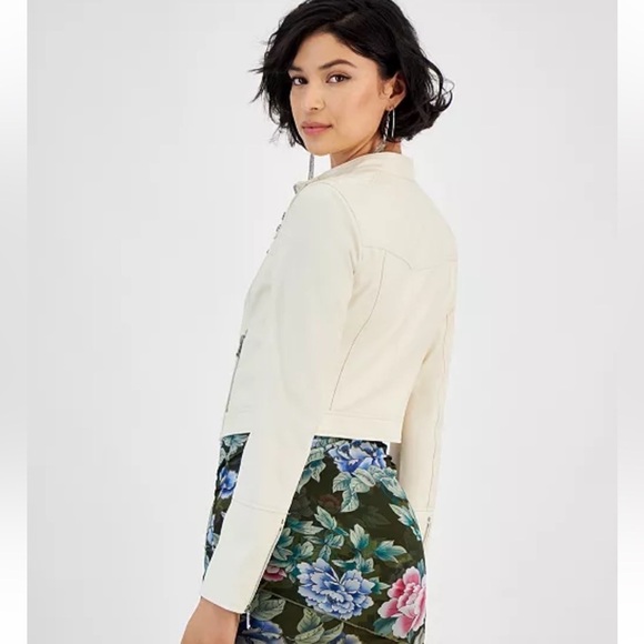 GUESS
Women's Anita Faux-Leather Zip-Cuff Jacket - Picture 2 of 6